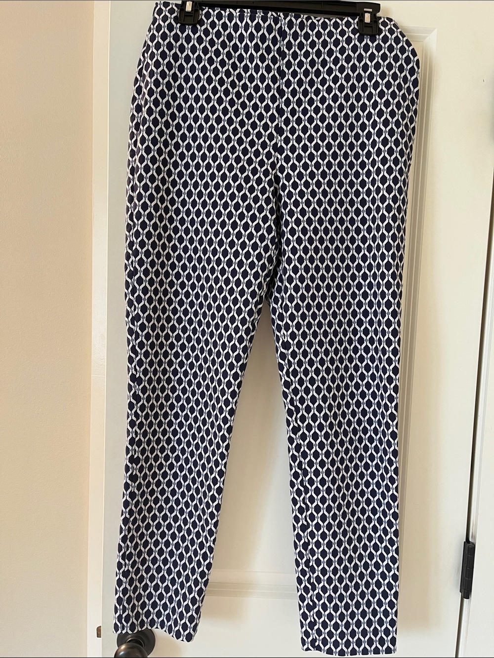 Joseph Ribkoff Navy & White Geometric Skinny Pants